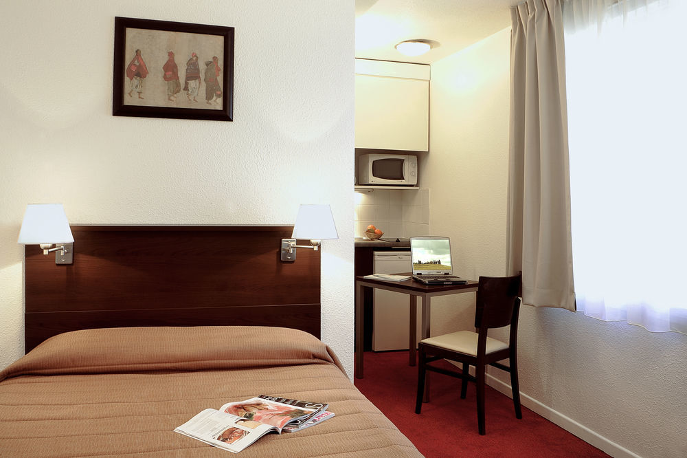 Aparthotel Adagio Access Lille Vauban Екстериор снимка