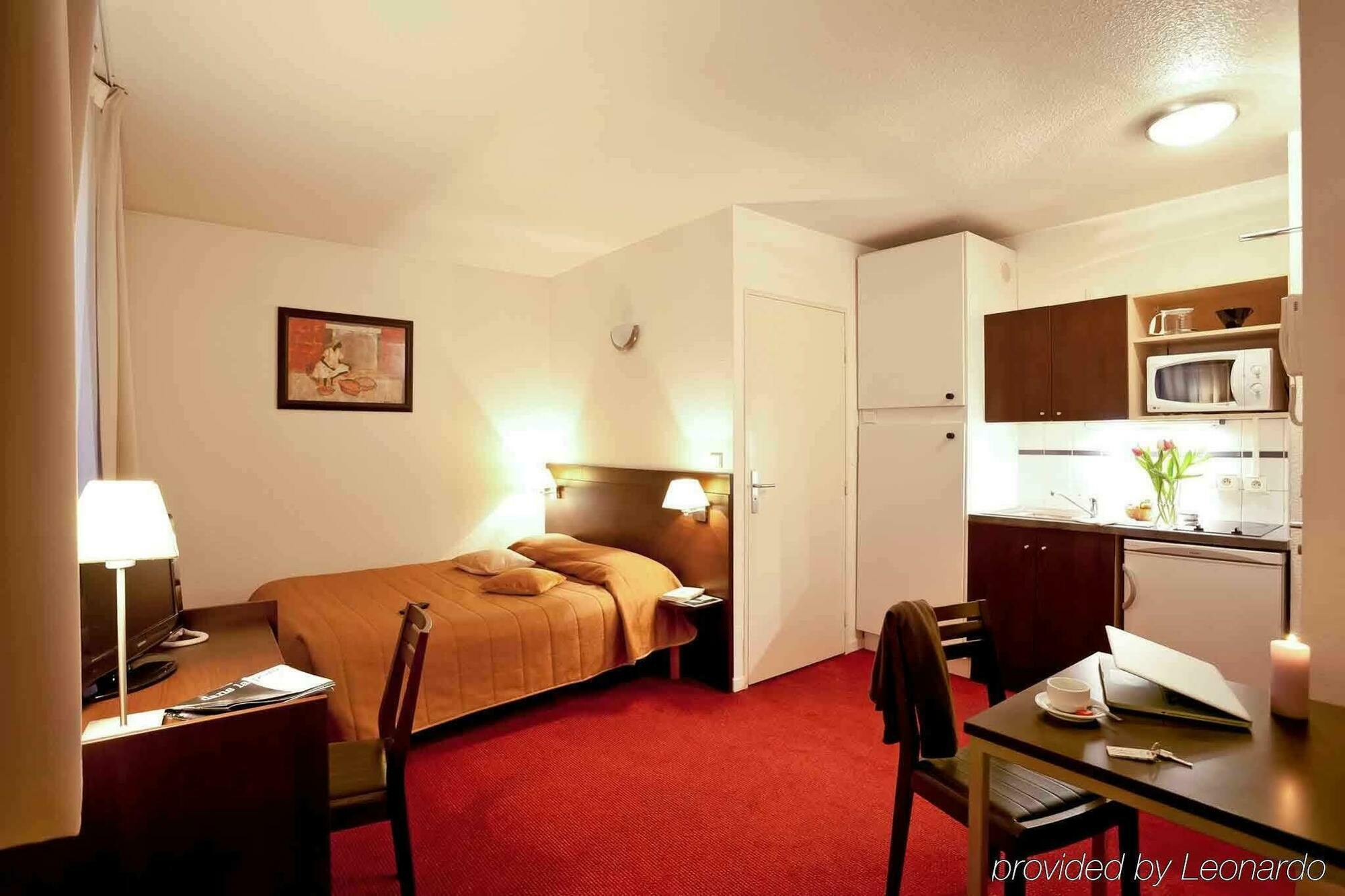 Aparthotel Adagio Access Lille Vauban Екстериор снимка